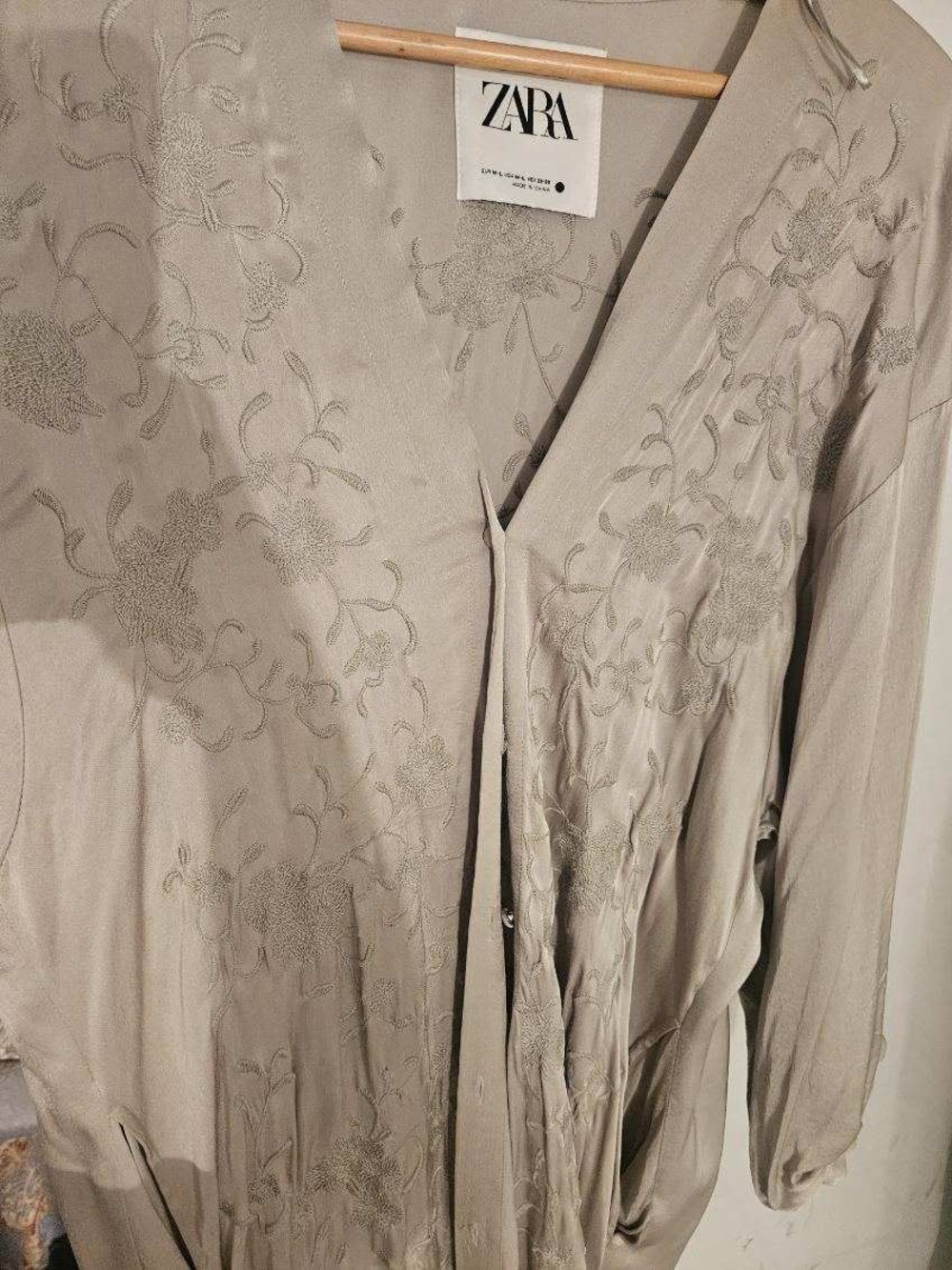ZARA Taupe Embroidered V-Neck Long Sleeve Top